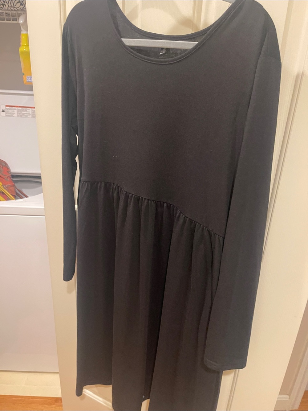 Woman’s ' Long Sleeve Black Dress